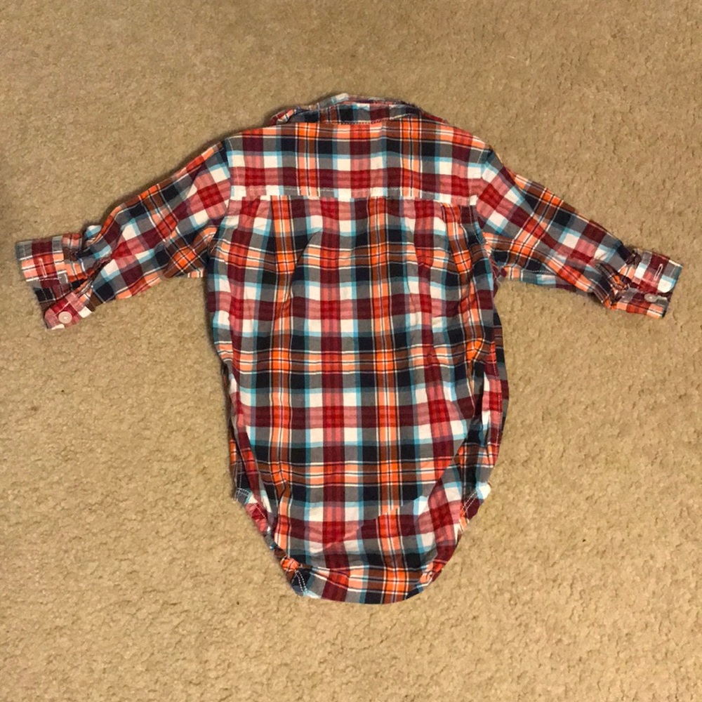 OshKosh B’gosh Plaid Onesies 12/18/24 months - Picture 7 of 8